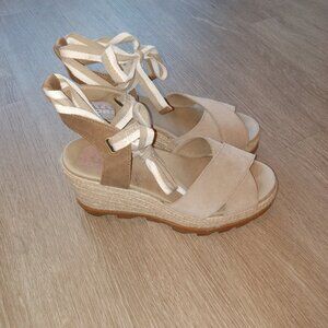 RARE GREAT COMFORTABLE SOREL WEDGE SANDALS